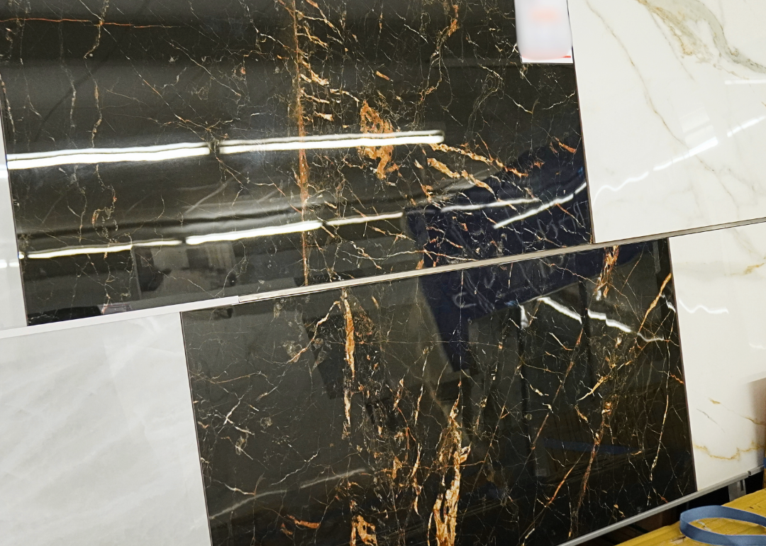 Bodenfliese Golden Black hochglanz 120x60 cm